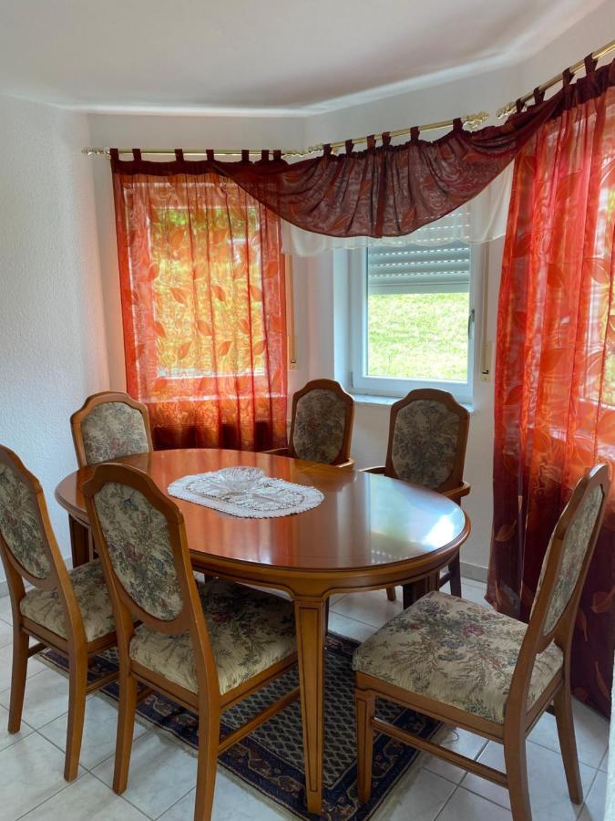 Schoene Grosse Ferienwohnung Im Mittelrheintal Nahe Loreley Bornich Exteriör bild