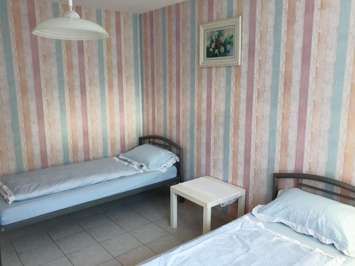 Schoene Grosse Ferienwohnung Im Mittelrheintal Nahe Loreley Bornich Exteriör bild